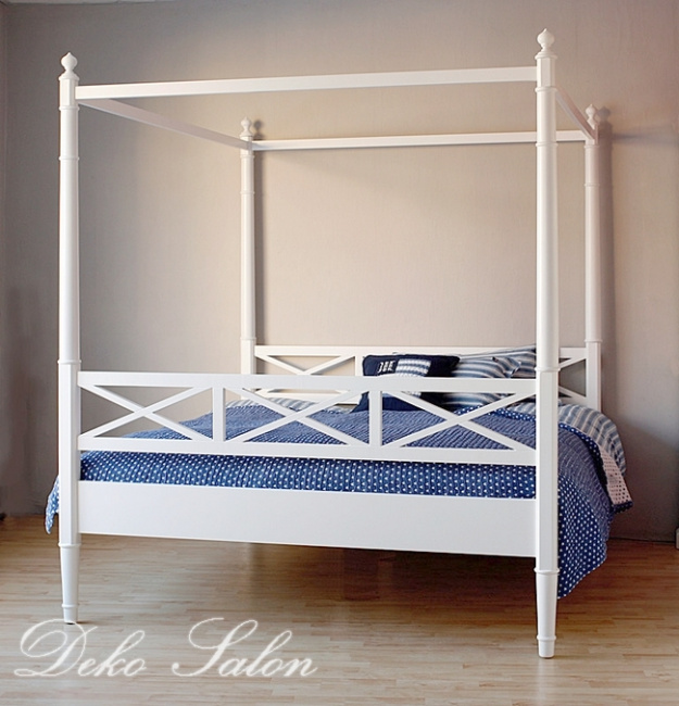 Himmelbett Landhaus