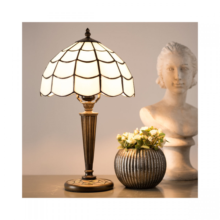 Weiße Mosaik Tischlampe im Tiffany Stil