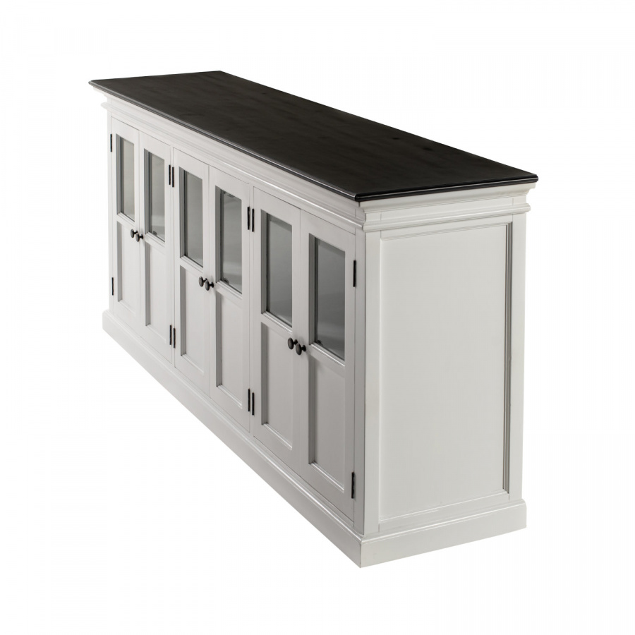 Charmantes Sideboard im Landhaus-Look Charmantes Sideboard im Landhaus-Look