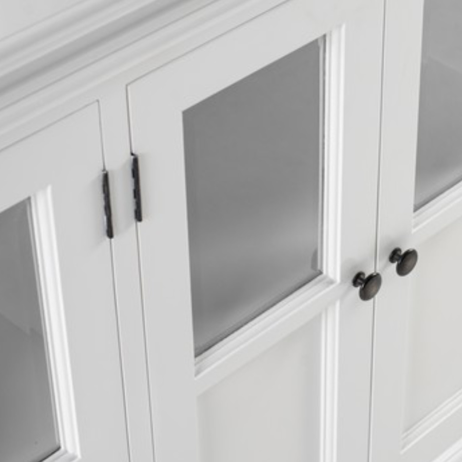 Messingriff-Details Landhaus-Buffetschrank Novasolo Messingriff-Details Landhaus-Buffetschrank Novasolo