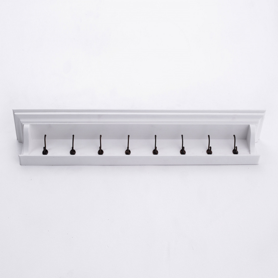 Weiße Landhaus-Garderobe mit acht Messing-Haken Weiße Landhaus-Garderobe mit acht Messing-Haken