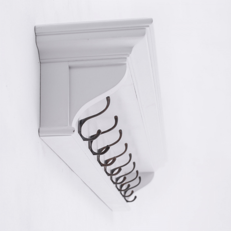 Garderobe aus zertifiziertem Mahagoni Garderobe aus zertifiziertem Mahagoni